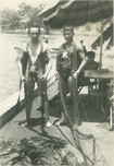 Al lado del Paracaidista “El Ratón”, del Batallón de Fusileros Paracaidistas del Ejército Mexicano, tras un salto en el Lago de Tequesquitengo (Morelos, México)