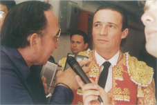 Entrevistando en “La México”, al Maestro Alicantino José Mari Manzanares
