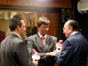 Enrique Hernández Vázquez, Lic. Francisco Ibarra Fariña (Vicepresidente de Grupo ACIR) y Enrique Hernández Flores
